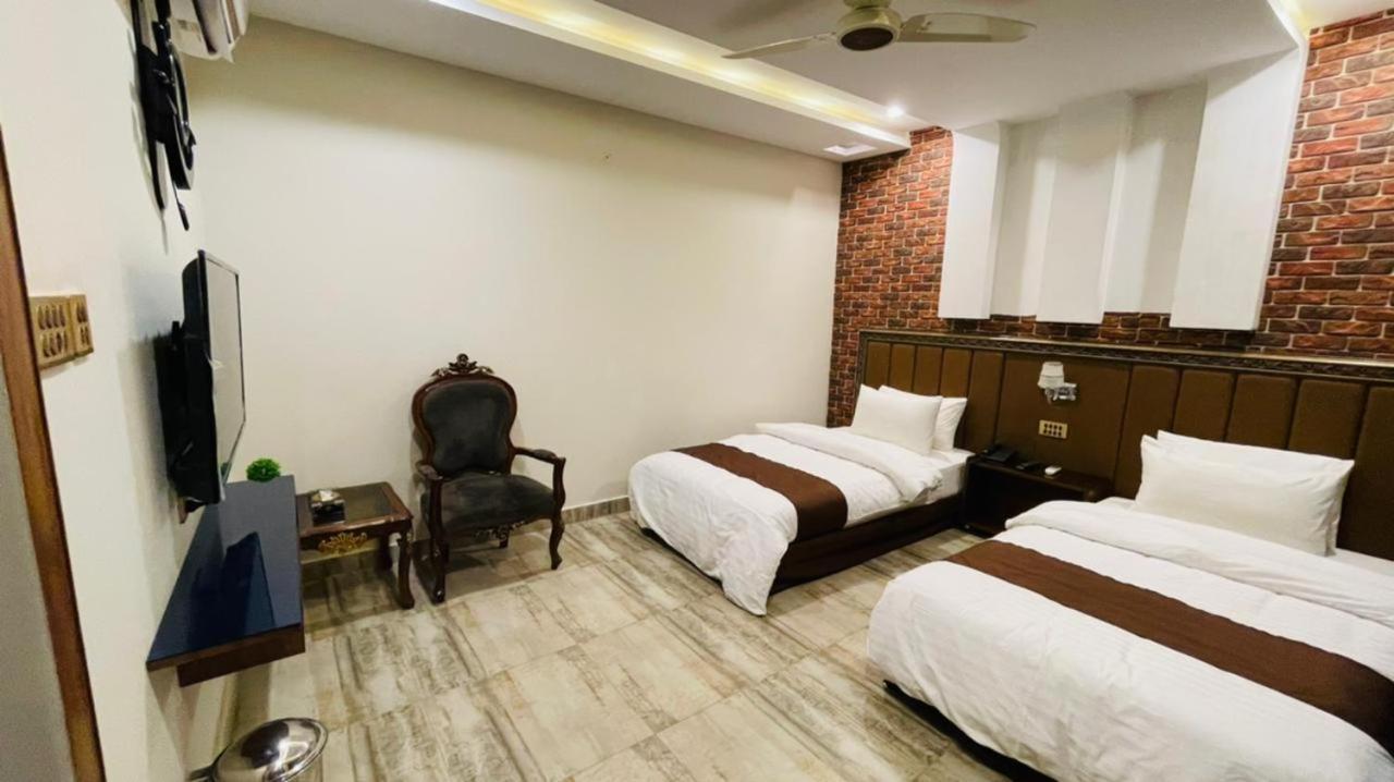 Golden Sand Hotel Rahim Yar Khan Dış mekan fotoğraf