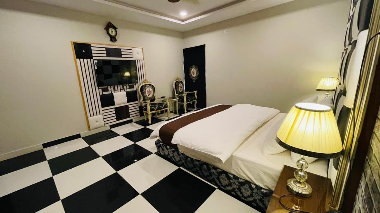 Golden Sand Hotel Rahim Yar Khan Dış mekan fotoğraf