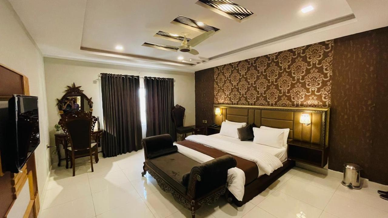 Golden Sand Hotel Rahim Yar Khan Dış mekan fotoğraf